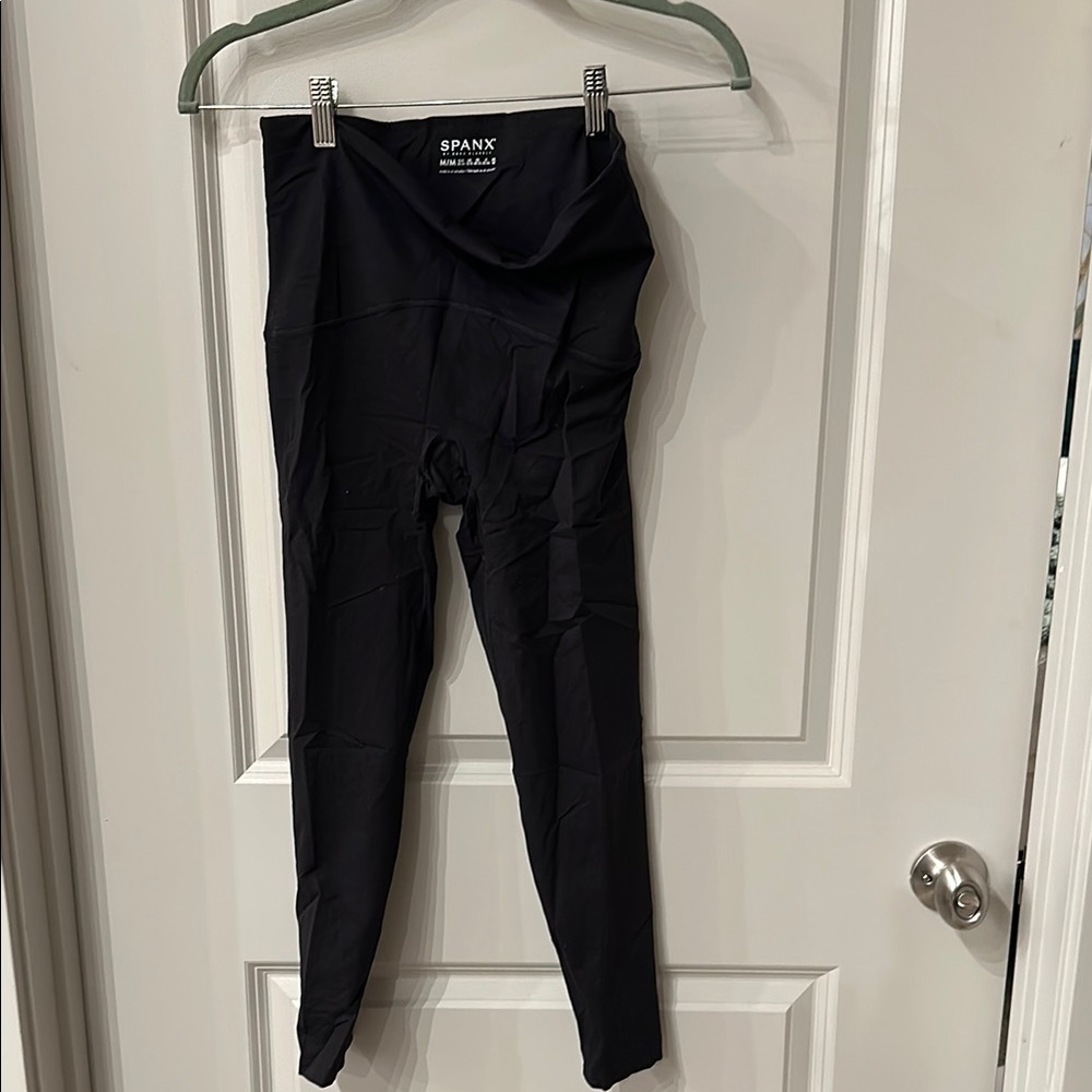 NWOT Spanx Black Leggings